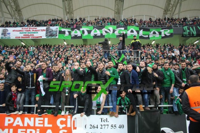 ﻿Sakaryaspor-Şanlıurfaspor:4-0