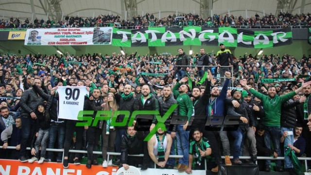 ﻿Sakaryaspor-Şanlıurfaspor:4-0