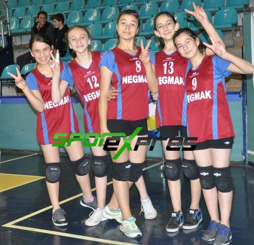 Yıldız Kızlarda Şampiyon Yeni Hendek