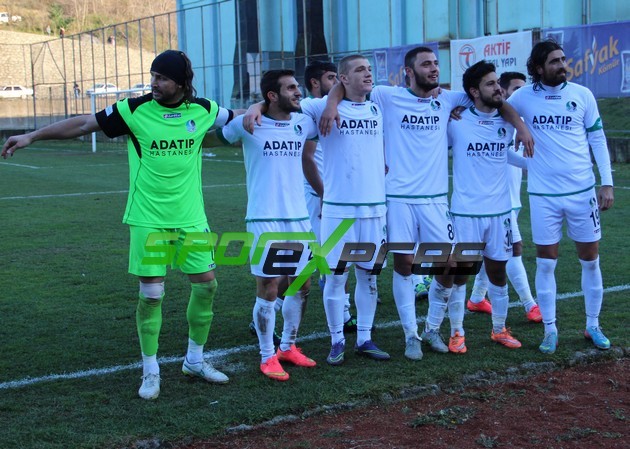 Yomraspor-Sakaryaspor: 1-2