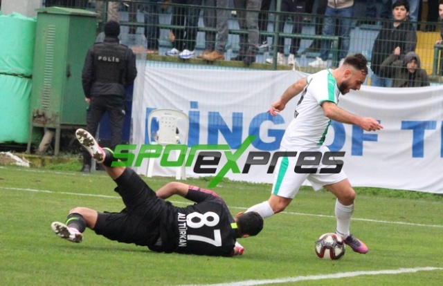 Sarıyer-Sakaryaspor: 1-1 (MS)