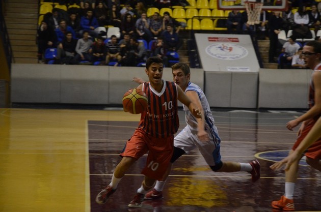 Liseler Basketbol'da Şampiyon Enka