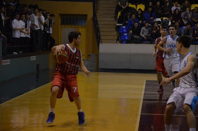Liseler Basketbol'da Şampiyon Enka