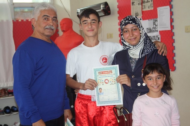 Kick  Boks'da terfi heyecanı yaşandı