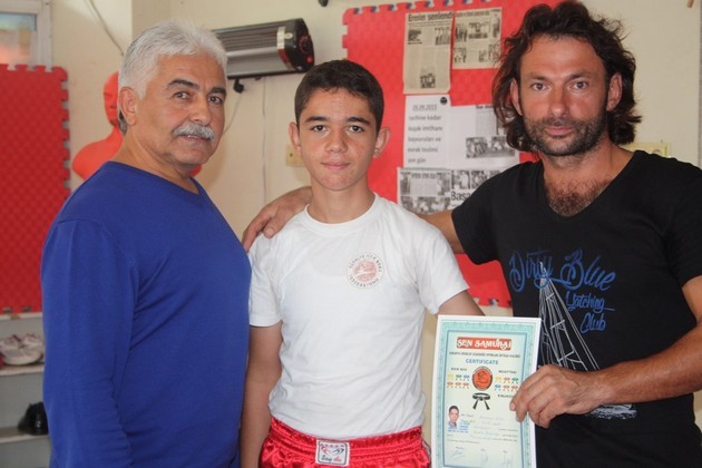 Kick  Boks'da terfi heyecanı yaşandı