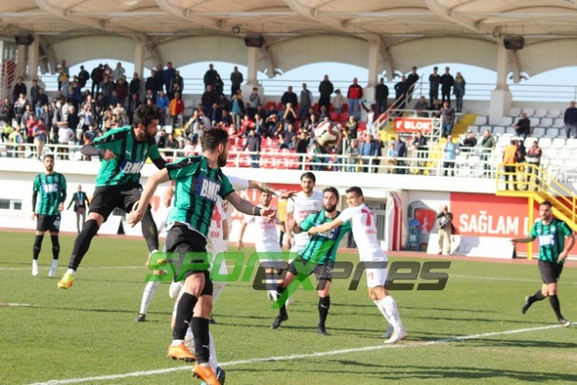 Sancaktepe-Sakaryaspor maçı fotoğrafları