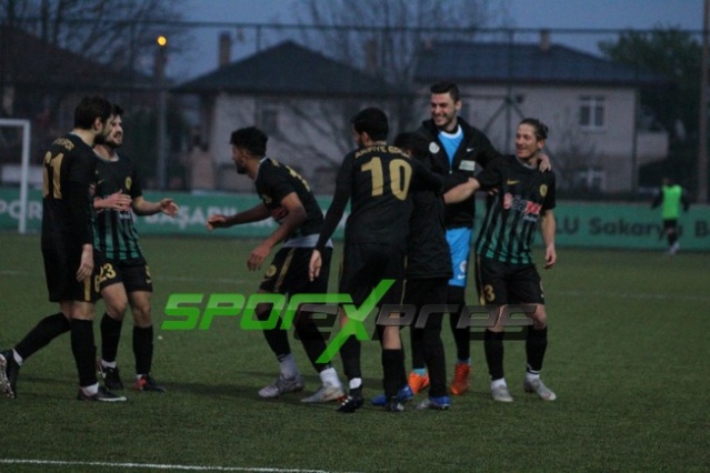 Arifiyespor-Sapanca Gençlikspor:3-0