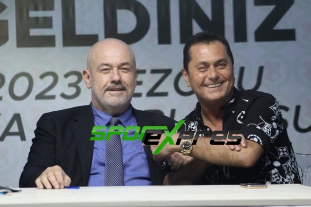 Sapancaspor imza töreni yaptı