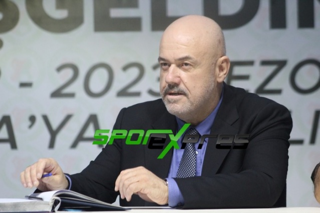 Sapancaspor imza töreni yaptı