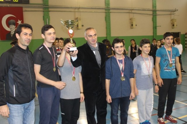 Badminton il birinciliği Sapanca’da yapıldı