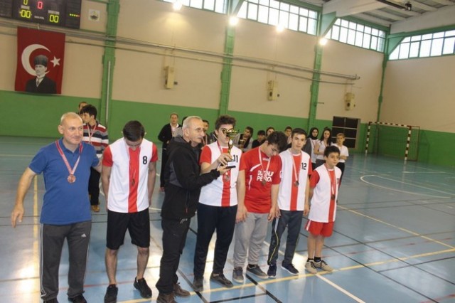 Badminton il birinciliği Sapanca’da yapıldı