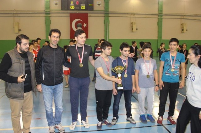 Badminton il birinciliği Sapanca’da yapıldı