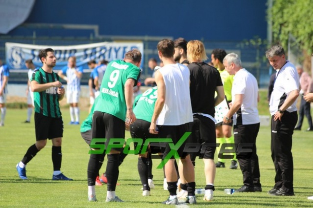 SarıyerSakaryaspor maçı fotoğrafları
