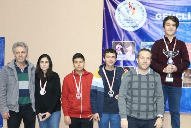 Satrançta ödül sevinci