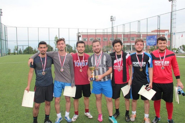 SAÜ Bahar spor şöleni sona erdi
