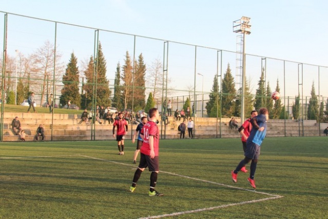 SAÜ’DE FUTBOL COŞKUSU START ALDI