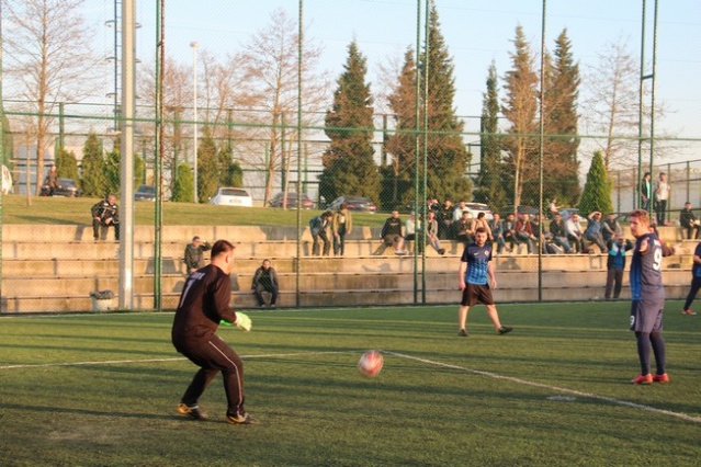 SAÜ’DE FUTBOL COŞKUSU START ALDI