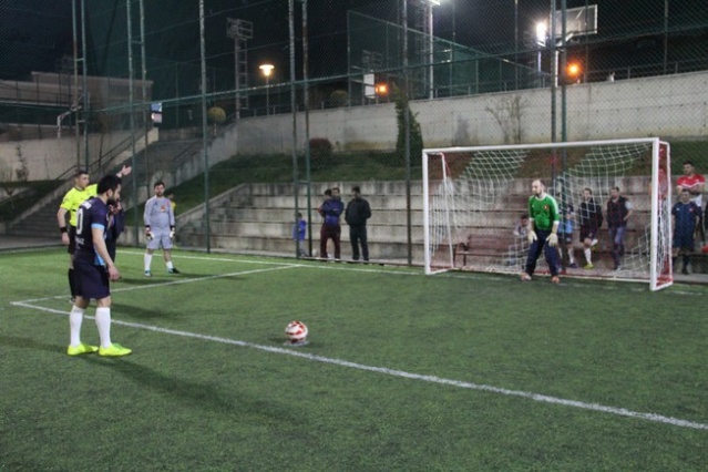SAÜ’DE FUTBOL COŞKUSU START ALDI