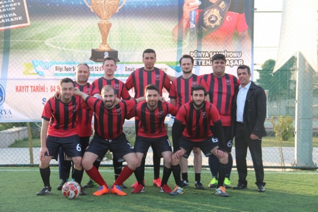 SAÜ’DE FUTBOL COŞKUSU START ALDI