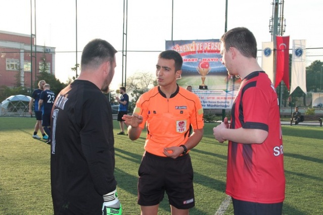 SAÜ’DE FUTBOL COŞKUSU START ALDI