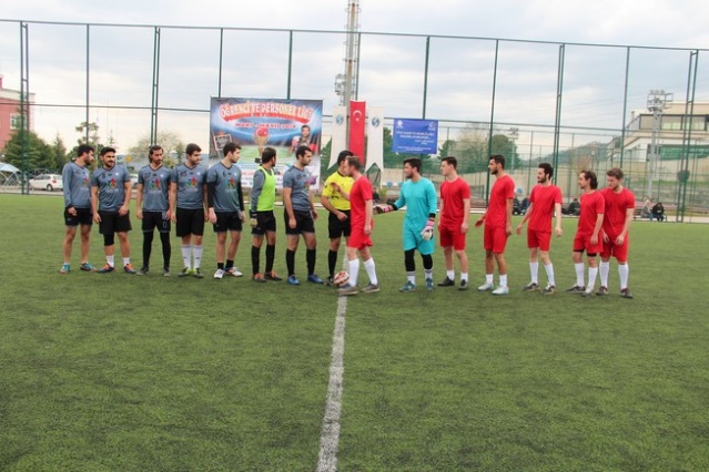 Öğrenci-Personel Ligi'nde ikinci gün maçları oynandı