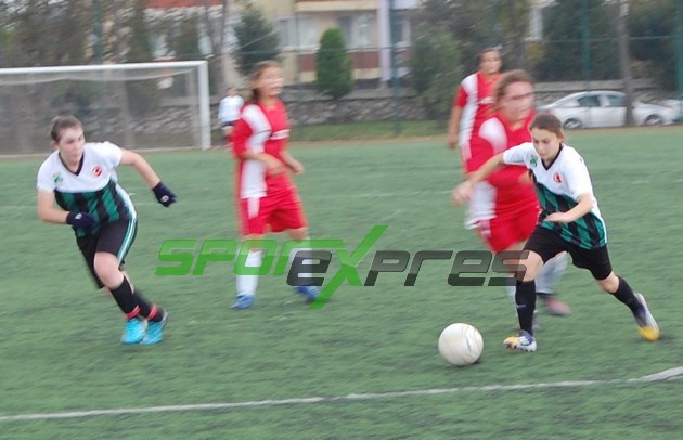 Sakarya Bayan Futbol- Bakırköy Gençlik