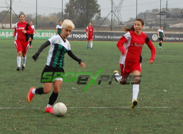 Sakarya Bayan Futbol- Bakırköy Gençlik