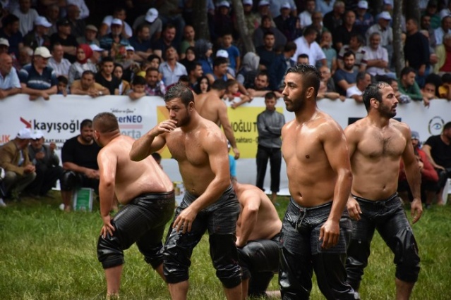 Selman Dede Güreşleri'nde başpehlivan Süleyman Aykırı
