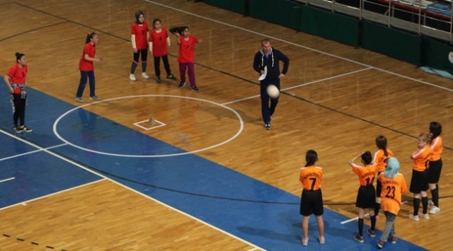 Serdivan'da 23 Nisan Coşkusu
