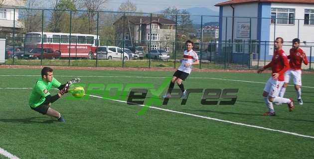 Karasuspor -Yeniköyspor: 1-4