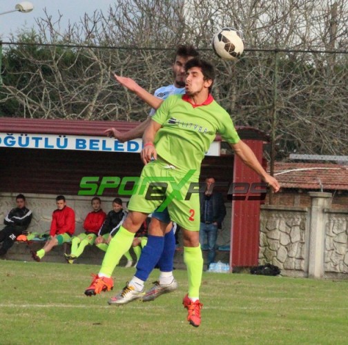 Söğütlüspor-Adapazarıspor:1-1