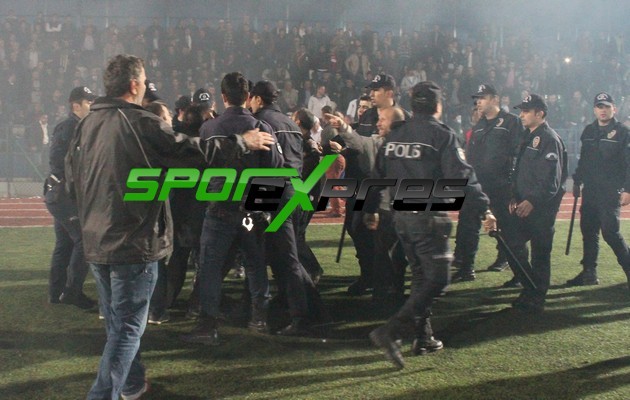 Hacıkışla-Söğütlü maçında olaylar çıktı