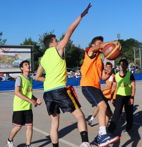 Sokak Basketbolu Nefesleri Kesiyor
