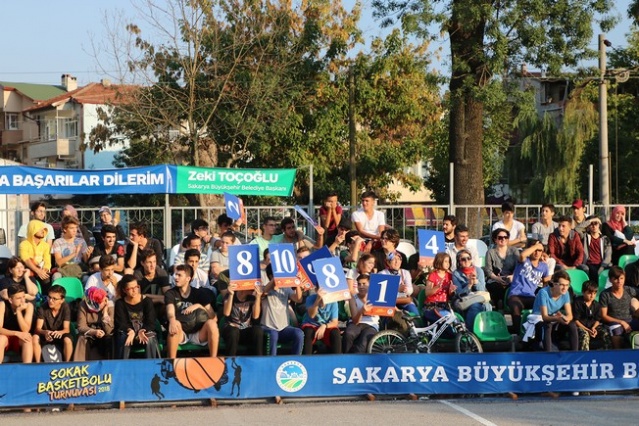 Kentpark'ta Sokak Basketbolu Şöleni