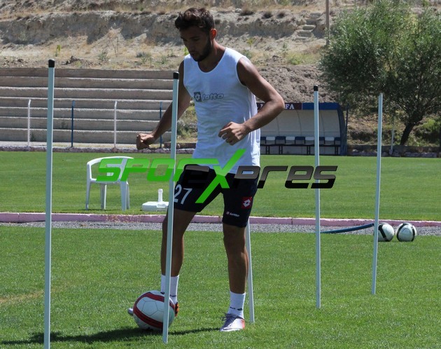 Sakaryaspor kampından özel fotolar
