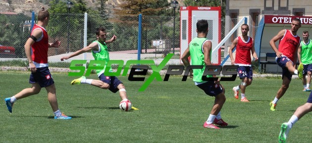 Sakaryaspor kampından özel fotolar