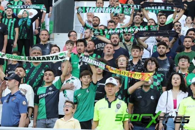 Sakaryaspor-Gençlerbirliği maçı fotoğrafları