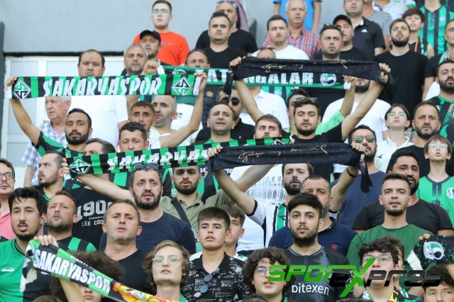 Sakaryaspor-Gençlerbirliği maçı fotoğrafları