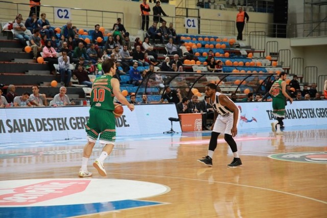 Sakarya Büyükşehir-Banvit: 81-76