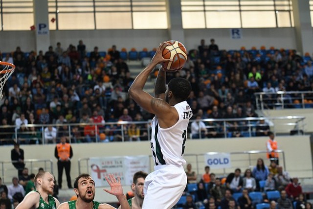 Sakarya Büyükşehir-Banvit: 81-76