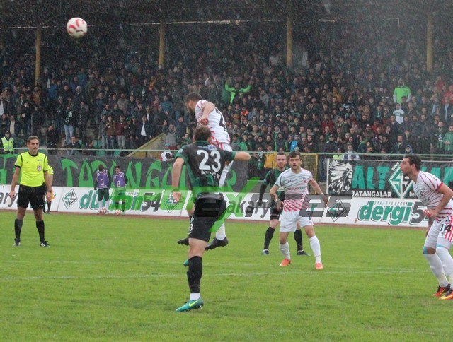 Sakaryaspor-Diyarbekirspor:0-1