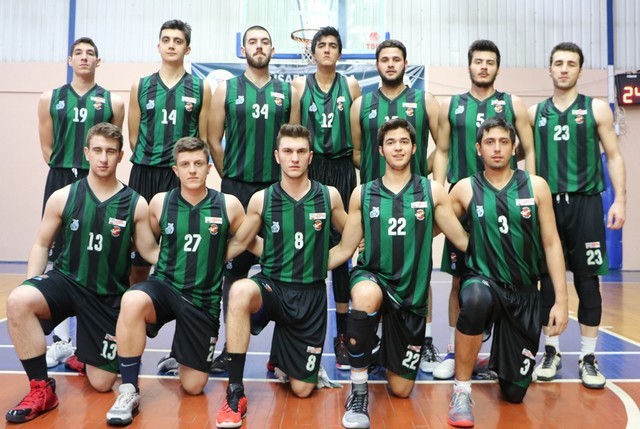 Basketbolda Sakarya derbisi nefesleri kesti