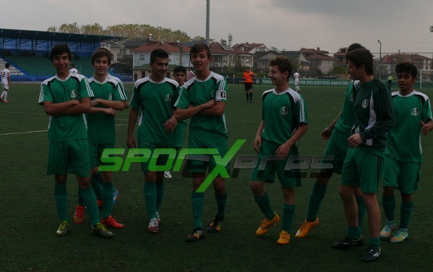 Sakaryaspor-Kocaeli Birlikspor: 2-0 (U15)