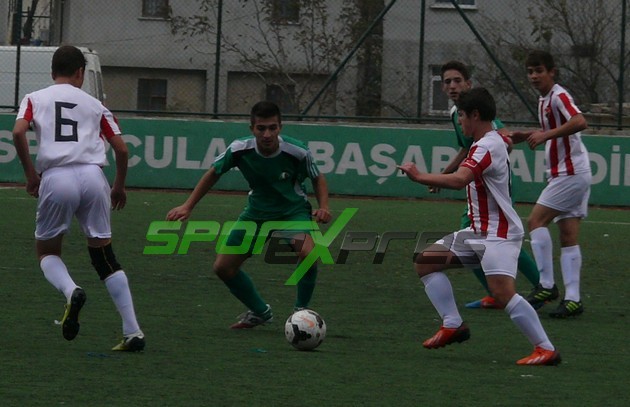 Sakaryaspor-Kocaeli Birlikspor: 2-0 (U15)