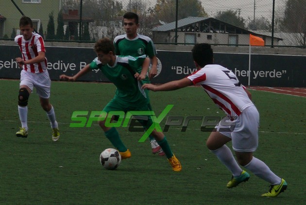 Sakaryaspor-Kocaeli Birlikspor: 2-0 (U15)