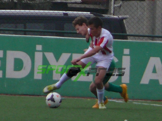 Sakaryaspor-Kocaeli Birlikspor: 2-0 (U15)