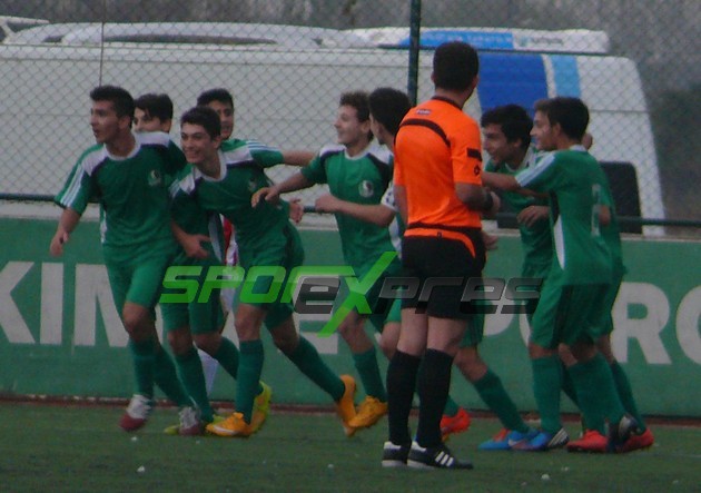 Sakaryaspor-Kocaeli Birlikspor: 2-0 (U15)
