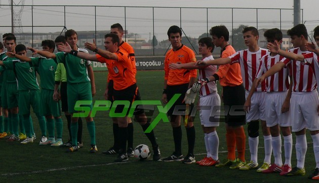 Sakaryaspor-Kocaeli Birlikspor: 2-0 (U15)