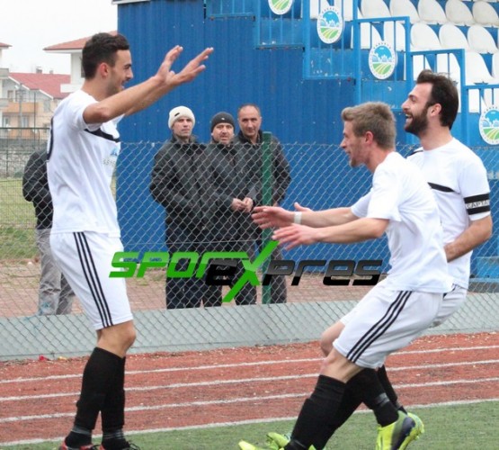 Garajlar Taçspor-Hacıkışlaspor:1-1