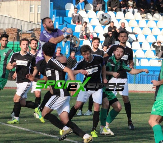GarajlarTaçspor-Sakaryasporr:1-1
